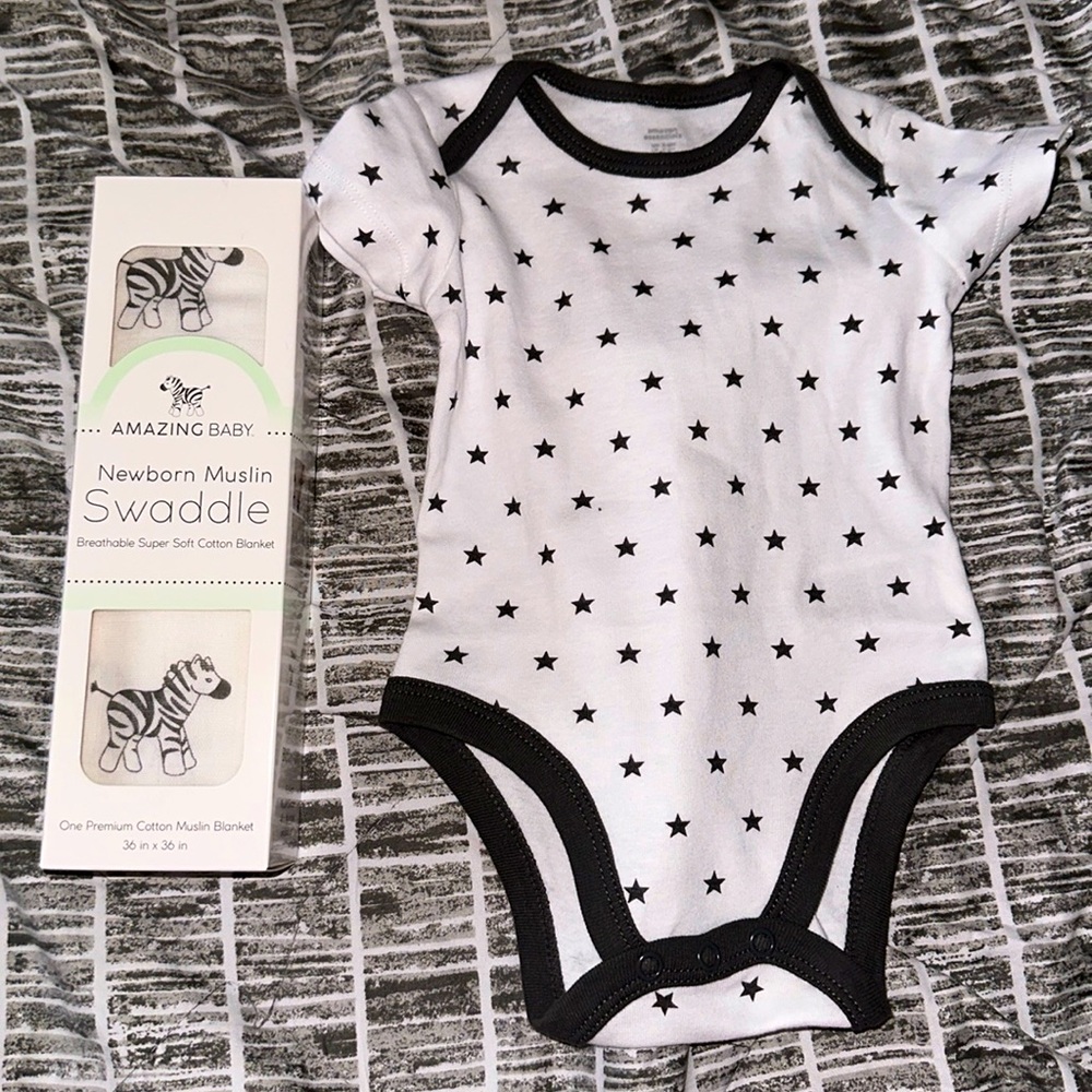 Swaddle Muslin Newborn and onesie